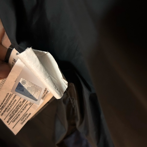 Sold…Canada Goose MacMillan - Picture 5 of 14